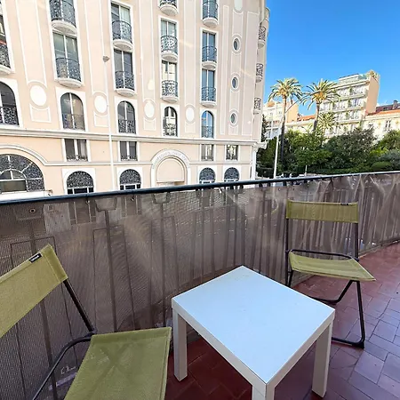 Angers 1 Bed - Id109